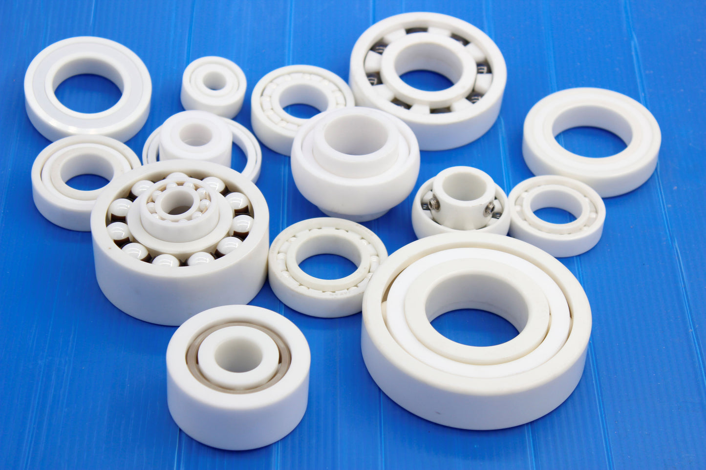 Non standard customized plastic bearings