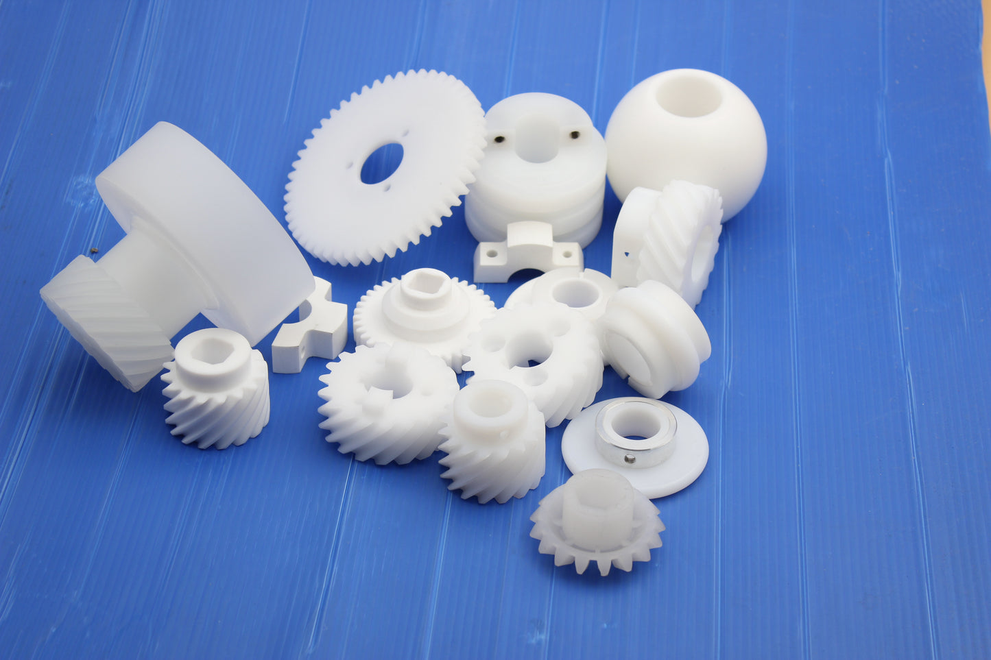 POM/PA/PET wear-resistant plastic bearings